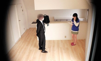 HRSM-035 物件内見チカン 密室に2人きり 逃走不可 お部屋探し中の素人女子4名