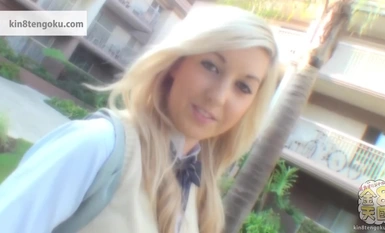 HEYZO 3275 親の留守中に自宅に招待してくれた優しい金髪娘 SCHOOL CUTIE COLLECTION CALLIE COBRA – キャリーコブラ