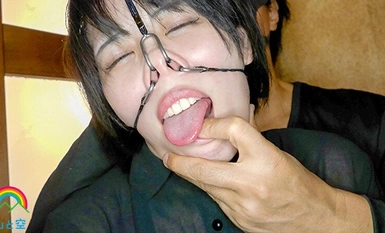 [Mosaic Destruction]SOAN-101 New Chapter Demi melindungi anak dan suami saya, saya akan membuat penyelesaian dua lubang hari ini...Seorang isteri amatur sejati yang datang ke penempatan tanpa kebenaran kerana memikirkan suaminya yang mempunyai kegemaran b