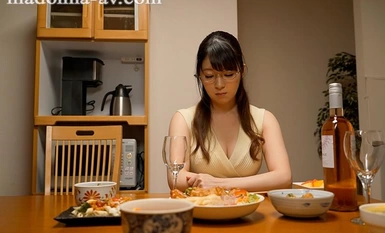 [モザイク破壊]JUL-294 水泳教室NTR インストラクターの優しさに溺れた妻の衝撃的中出し映像 新川愛七