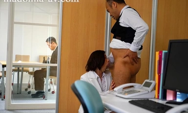 [马赛克破坏]JUL-271 已婚秘书中桥在充满汗水和亲吻的总裁办公室里性交！