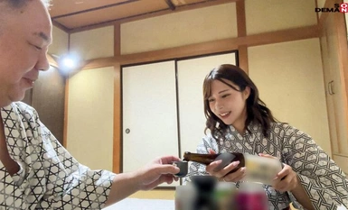 SDNM-430 Kapag nakakita ako ng titi sa ospital, gusto ko siyang pasiglahin sa pamamagitan ng pagsakay sa kanya sa posisyong cowgirl. Isang nanay na nars na may diyalektong Kansai, 27 taong gulang Kabanata 5 sa Isawa Onsen isang sadistang matandang lalaki 