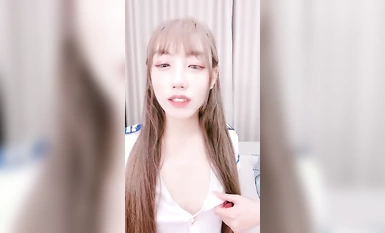 極品風騷白虎@在職車模(國服少女小怡)尺度福利秀 (28)