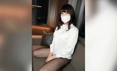 FC2-PPV-4309877 *首次數量有限*★業餘女性狩獵★淘氣的智慧型手機店/侄女27歲★原始活塞與陰莖無橡膠在多汁的陰部保持發情★連續中出