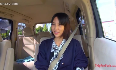 FC2-PPV-4304385 美丽整洁的妻子，当我把精液给她喝时，她礼貌地感谢我说："我很享受♡ 谢谢♡"。射精后，她问："我可以舔它吗？她还为自己做了一次清洁口交。3 天折扣。