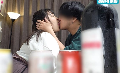 567BEAF-106 Sangat selesa untuk dipegang dan bercinta, gila di tengah-tengah Hutan Daging Sakaike Seorang perempuan jalang hentai super masok yang suka seks sambil menunggu untuk didekati di sebuah hotel. ! Payudara besar gemuk lelaki bebas Yuina 22 tahun