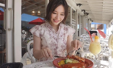 328HMDNV-694 [乾淨整潔的女播音員型] 27歲的短髮年輕妻子，看起來像Natsu○3○ 和她的出軌伴侶一起逃到夏天的大海與最好的已婚女人的最好的出軌中出性愛。