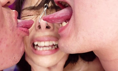 PYU-368 ผู้หญิงหน้าหมูเงี่ยนที่สวยด้วยตะขอจมูก