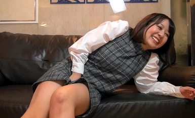 NMK-079 ขีดจำกัดของความอดทนของสาวฉี่รั่ว! - เล่มที่ 4