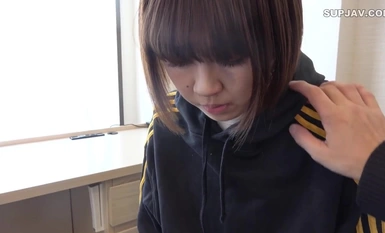 FC2-PPV-4308822 *Quantity limited to 500pts* [Facial Exposure] [Pornography, Nakadashi] Married woman whose husband used her ID card without her permission and made her borrow money is exposed because she cannot pay the interest.