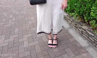 FC2-PPV-4306745 【初回数量限定50％オフ】 【たぶん彼氏バレします！】 同棲中でも週２浮気する美女！ チ●ポにハングリーな快楽だけのSEX！【のの(26)】【レビュー特典あり】