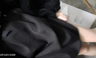 FC2-PPV-4303133 2/24までの間1500pt【18歳・初撮り】耳がエルフみたいで可愛い18歳！ロケットおっぱいで わ か い こ ならではの弾力とハリ必見！生中出し。