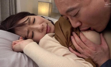 PAP-240 长相出众的熟女，以及你想不到的 MILF！只汇集热爱性爱的成熟熟女！