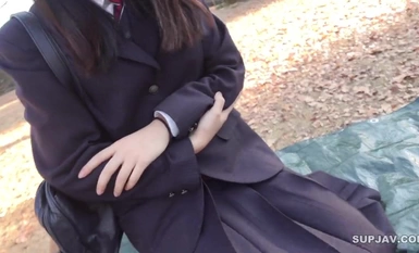 FC2-PPV-4303274 首次拍摄，面对面！仅限 3 天！认真、可爱、即将毕业的女学生，在学校里担任班委，在嘴里射精，被生生干死！我一直以为她很纯洁，没想到她会这么...