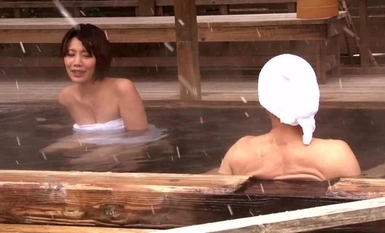 [モザイク破壊]SDMU-091 「寝取られ願望」愛する妻が目の前の他人チ○ポに戸惑い！欲情！真正中出し！！自慢の妻をハダカで男湯へ4