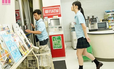 MIDV-611 电源故障门锁禁闭 深夜便利店内性骚扰经理发情，失控再表达 Dekachin 缓慢和快速活塞半疯狂射精 Reina Miyashita.