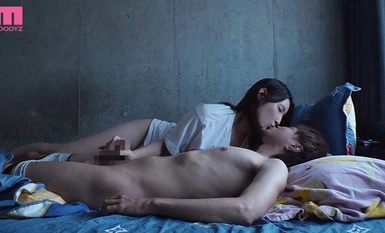 MIAB-108 旦那の出張中に酔った勢いで逆ナンパして終電過ぎても何度も何度も中出しSEXに持ち込むドエロい人妻×ハシゴ酒 森沢かな