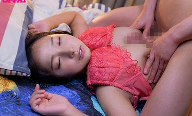 PPPE-192 สาวอกใหญ่ขี้เมาที่นั่งอยู่ในย่านที่อยู่อาศัยใกล้สถานีถูกพาตัวมาขัง เธอถูกให้ดื่มและเล่นยาโป๊และเก็บหน้าอกใหญ่ไว้กับตัวจนเช้า กำลังมีเพศสัมพันธ์ เอชจัง (ชื่อชั่วคราว)