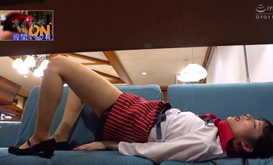 ZOZO-182 수치심! 미소녀 완전 음란 암컷화 빅뱅 로터 전압 85배! 전마 초강력 진동으로 가차없이 야외 요실금시키는 폭탄 로터를 키츠맨에 삽입하여 분출 액메데이트! ~ 사쿠라 편