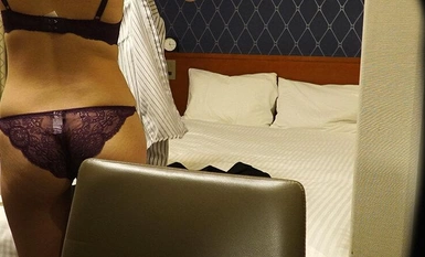 PYM-469 商務飯店出差-無保護自慰偷窺狂