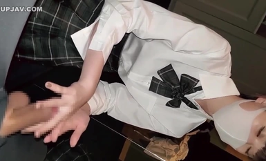 FC2-PPV-4303399 誕生日過ぎたばかりのスレンダーな色白と剛毛まんこが冬の冷えたちんこを温めてくれました【再販商品】