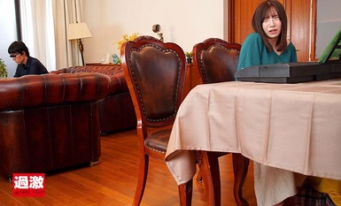 [马赛克毁灭]NHDTB-613 被亲戚的情色小鬼撇下阴户，当着丈夫的面近距离来袭的阿姨无法拒绝插入 4.