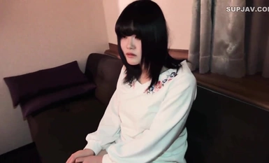 FC2-PPV-4300918 ※14日迄延長930pt※【顔出し】【乱交・中出し】旦那さんから、うちの嫁がエロカワイイので寝取ってくださいと依頼されたので、寝取りました第二弾