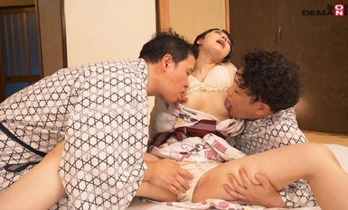 SDNM-429 想成为恩卡歌手的农妇，无法割舍对舞台的渴望 天城雪乃，33 岁，最终章 和丈夫一起去泡温泉时，她只睡了一觉......这次我想留下美好的回忆......两天一夜的中田温泉之旅，沉浸在开放和愉悦之中。