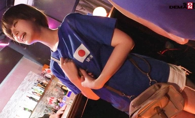 SDAM-101 代表戦の日はスポーツバーで盛り上がってるサポーター女子にノリと勢いとお酒のチカラに任せて生挿入！ドサクサにまぎれて合計3名に大量中出ししちゃいました。。。