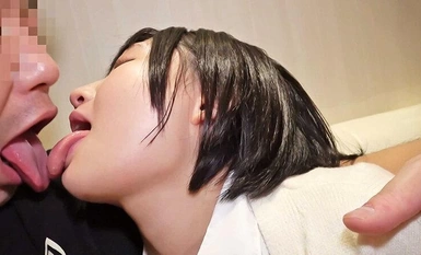 DORI-112 Paco Shooting No. 112 Noa-chan ialah seorang J-jenis dungu yang merupakan pelajar kepujian tetapi mempunyai ramai bapa