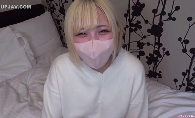 FC2-PPV-4270459 【無】初撮り！これぞギャル！スレンダーな金髪色白ギャルがこれまた最高にエロすぎた。妊娠したいと言われたので興奮しお望み通り最後は生中出し。※レビュー特典あり