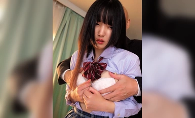 DVAJ-642 "前几周我发现马桶里扔了一张用过的卫生巾，所以你今天排卵了，对吗？"一个垃圾老师，一个习惯性偷窥的性骚扰者，发现了她，并趁着危险的一天强奸了她。 日泉舞香