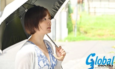 GMA-058 捆绑训练之妻 一位年轻的妻子发现了与她同住的公公的秘密。大停电之夜，她变成了淫荡的母狗 - Yukari Shigetsu。