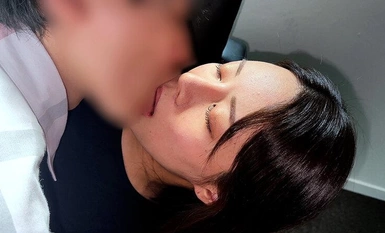 HRSM-032 非法插入 OL Consui Reipu - 没有意识或记忆被精子弄脏的职业女性。