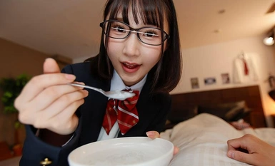 HUNTC-008 [完全主观] "有什么需要我做的吗？"在超级可爱的班长无意识的贴身呵护下，我的裤裆越来越舒服了！我接受了她的好意，让她为我做一些调皮的事情。