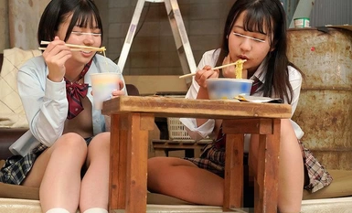 HUNTC-002 ฐานทัพลับที่ฉันสร้างกลายเป็นสถานที่ฆ่าเวลา! หนุ่มหล่อพาสาวเท่ในชั้นเรียน สาวจริงจัง และมาดอนน่าคนโปรดของเขามาด้วย! และทุกคน