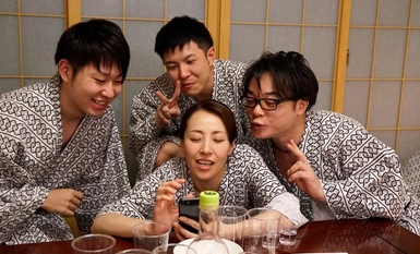 [Mosaic Destruction]MRSS-054 Cuckold Company Trip - Isteri saya telah dibuat mabuk dan meniduri oleh bos wanitanya dan orang bawahannya yang mahu melakukan hubungan seks sekaligus