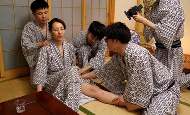 [Mosaic Destruction]MRSS-054 Cuckold Company Trip - Isteri saya telah dibuat mabuk dan meniduri oleh bos wanitanya dan orang bawahannya yang mahu melakukan hubungan seks sekaligus