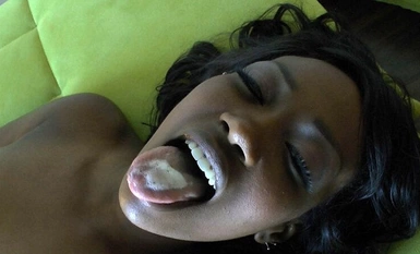 ZOOO-112 一度は味わいたい黒人美女…奇跡の漆黒ボディーをハメ倒す！2