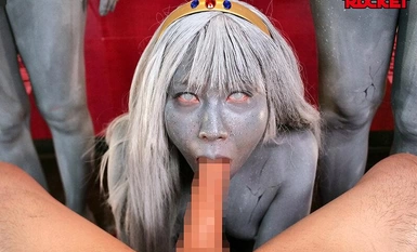 RCTD-576 Hóa đá nữ nhân vật chính trong thế giới game RPG