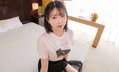 SIRO-5204 地雷系Gカップミステリアスガール(良い意味で！)。女の子って束縛が強い彼氏がいると遊びたいなーと思うらしいので、しっかり遊び相手になってSEX経験値をあげておきました！彼氏ー！見てるかー？！ 【初撮り】ネットでAV応募→AV体験撮影 2107