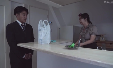 FSDSS-732 "ฉันมันแค่ไอ้ห่วย..." นายหญิงที่ดีที่สุดที่ไม่ยุ่งเกี่ยวกับบ้านและต้องการเพียงร่างกายที่เข้ากันได้กับเพศริน ยามิตสึ