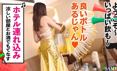 MAAN-950 [Too Erotic, Too Cute, Too Squirting] 两个美女互相撸管，用W型鸡巴互操！她们用毫不留情的手淫和口交轻松登上巅峰！ 她们本能地全速抽插，并在对方身上射精！他们激情四射的性爱会让你射精！嘉年华搭讪游戏] [爱理, 舞]