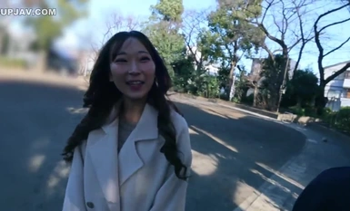 FC2-PPV-4267619 1500 积分，截止至 2 月 10 日 [*Kei girl，19 岁] 高挑、苗条、声音可爱、笑声天真、魅力无穷。原始 Nakadashi + 口交射精。