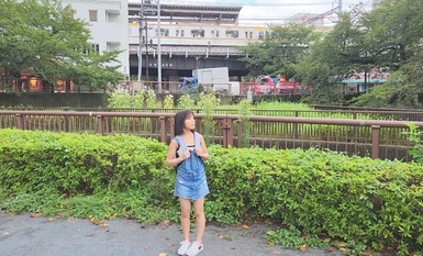 KTKL-128 乳頭が長いことがコンプレックスの女の子。鳥取から上京してきました。芽以