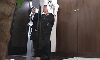 DBNK-006 我试图向已婚售货员大打枕头仗......后果如何？4 小时