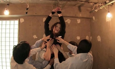 [モザイク破壊]FNK-033 エレベーターガール vs. 美容部員 ぶっかけショールーム・花咲いあん