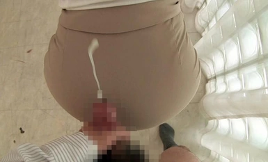 [モザイク破壊]FNK-033 エレベーターガール vs. 美容部員 ぶっかけショールーム・花咲いあん