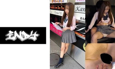 534IND-114 [私人拍摄]有限的幕后选项，配有穿制服的茶点女郎。