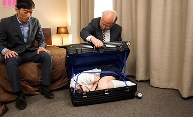 MIAB-102 Saya menjual anak perempuan saya yang dibius kepada lelaki gila. (1 jam/sudah diambil pil/tunai sahaja/perundingan tentang pelbagai pilihan) Hikaru Minazuki